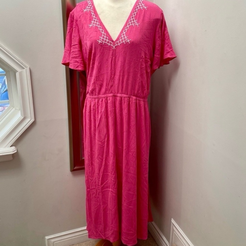 Lane Bryant Fuchsia V-Neck Midi Dress